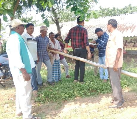 హెచ్. పి. సి. ఎల్. పైపులైను మా పొలాల మీద నుంచి వద్దు