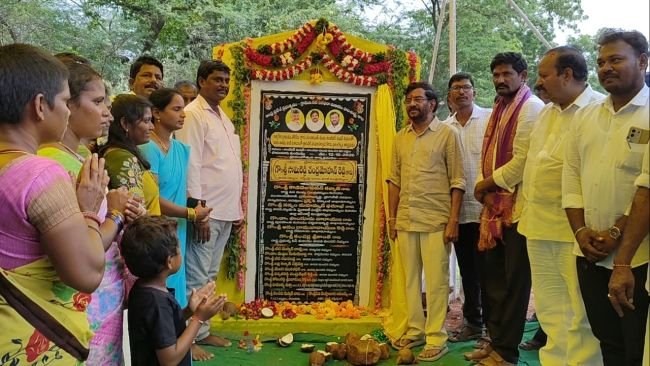 సర్వేపల్లి ఎమ్మెల్యే సోమిరెడ్డి చంద్రమోహన్‌రెడ్డి