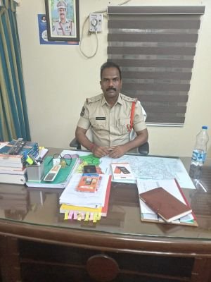 కోర్టు వాయిదాలకు హాజరుకాకుండా తప్పించుకొని తిరుగుతున్న నిందితుడు*