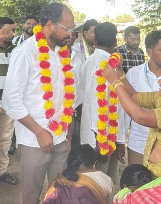 కార్యకర్తలే పార్టీకి బలం
