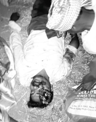 గుర్తుతెలియని వాహనం ఢీకొని బైక్‌దారుడు దుర్మరణం