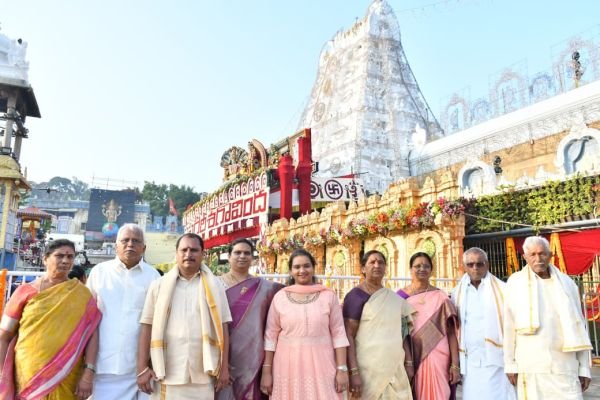 తిరుమల శ్రీవారిని దర్శించుకున్న ఎమ్మెల్యే దగ్గుపాటి