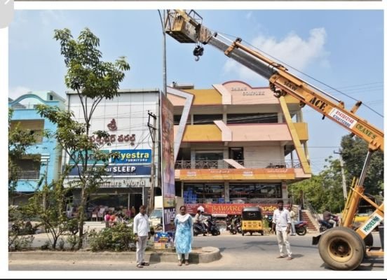 మండలంలో సెంట్రల్ లైటింగ్ పనులు వేగవంతం