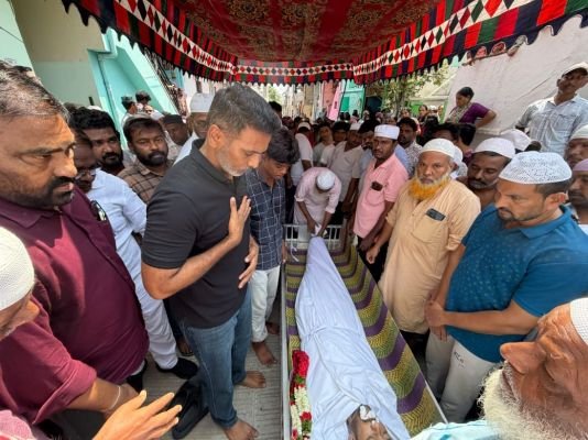 నిషార్ అహమ్మద్ కుటుంబాన్ని పరామర్శించిన మాజీ ఎమ్మెల్యే శిల్పా రవి