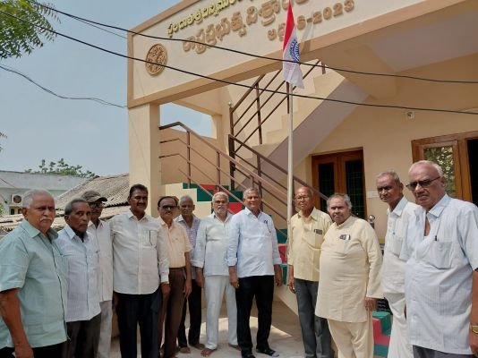 అద్దంకిలో విశ్రాంత ఉద్యోగుల సంఘం 42వ ఆవిర్భావ దినోత్సవం.