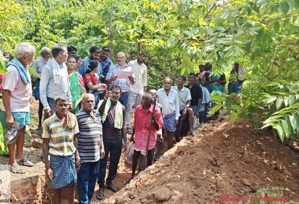 ఉపాధి హామీ పనులను క్షేత్రస్థాయిలో పరిశీలించిన ఎంపీడీవో