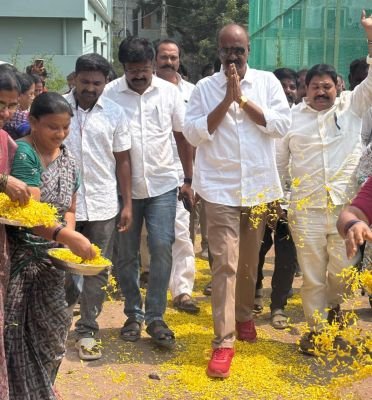 రూ.33 కోట్లతో రహదారి అభివృద్ధి పనులకు శంకుస్థాపన