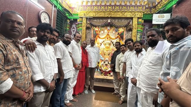 బలుసులమ్మ తల్లికి ఎమ్మెల్యే బొలిశెట్టి ప్రత్యేక పూజలు