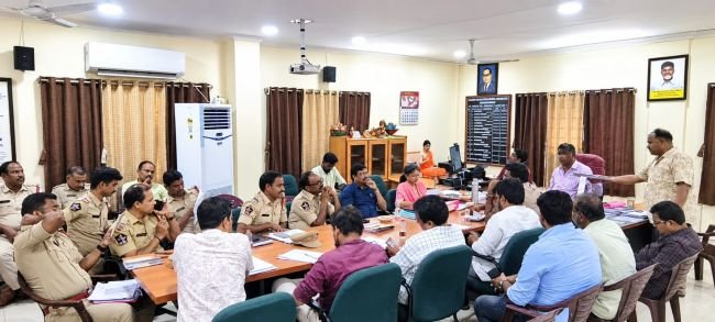 పారదర్శక ఎన్నికలకు పక్కా ప్రణాళిక!  శాఖల సంయుక్త సమన్వయంతోనే ప్రశాంత పోలింగ్‌  