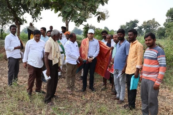 భూముల రీ సర్వేతో రైతుల భూ సమస్యలకు శాశ్వత పరిష్కారం - జిల్లా కలెక్టర్ భవేశ్ మిశ్రా