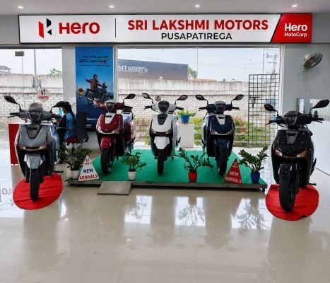 నమ్మకం... హీరో షోరూం ప్రత్యేకత 