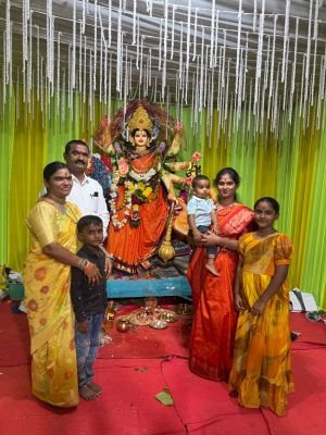 దుర్గామాత ఆశీస్సులు ప్రతి ఒక్కరిపై ఉండాలి - జిల్లా గ్రంధాలయ సంస్థ చైర్మన్