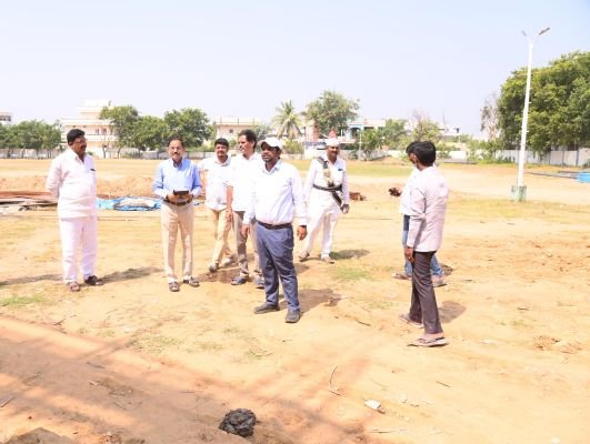 భూ సమస్యల శాశ్వత పరిష్కారమే లక్ష్యంగా రీ-సర్వే - కలెక్టర్ కుమార్ దీపక్