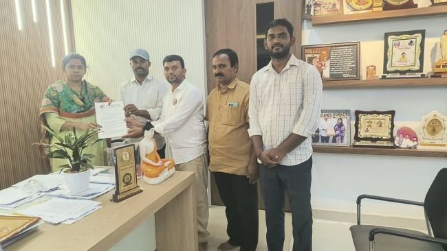 దూదేకుల అభివృద్ధికి ప్రభుత్వం అండగా నిలవాలి