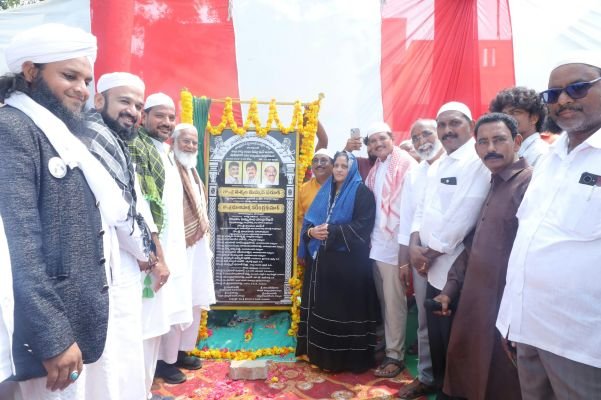 2.85 కోట్లతో అభివృద్ధి కార్యక్రమాలు ప్రారంభించిన ఎమ్మెల్యే ధూళిపాళ్ళ నరేంద్ర కుమార్ 