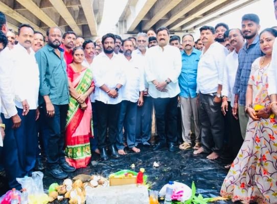 ఆనందపురం జంక్షన్‌ అభివృద్ధి పనులకు శంకుస్థాపన....
