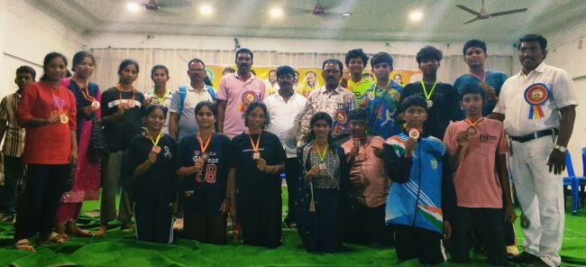 థాంగ్‌-టా మార్షల్ ఆర్ట్స్‌లో పార్వతీపురం మన్యం జిల్లా క్రీడాకారుల ప్రతిభ.. కీర్తన, పవినాయ్‌కు బంగారు పతకాలు