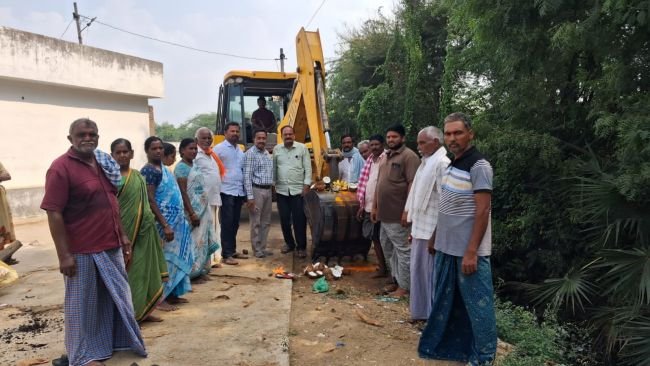 బొడ్డు వాగు చెరువు మరమ్మతులకు నిధులు మంజూరు 