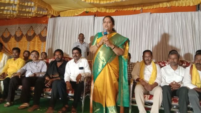 స్థానిక ఎన్నికలలో టిడిపి అభ్యర్థులను గెలిపిస్తాం... మీ రుణం తీర్చుకుంటాం