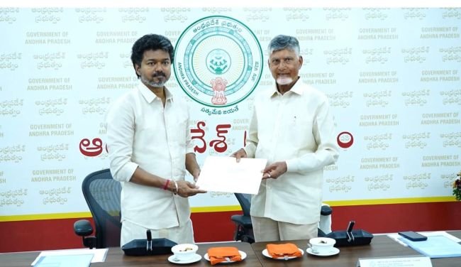 ఏపీ-తమిళనాడు ముఖ్యమంత్రులు చంద్రబాబు-విజయ్ భేటీ*