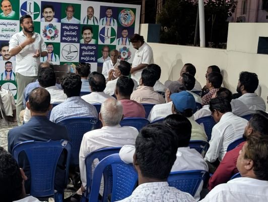 ప్రతి వార్డులో వైఎస్సార్‌సీపీ గెలుపే లక్ష్యం .. ఎర్రకోట రాజీవ్ రెడ్డి