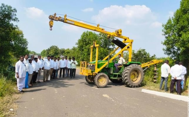 స్పీకర్ గడ్డం ప్రసాద్ కుమార్ చొరవతో సల్బత్తాపూర్, మధ్వాపూర్ గ్రామాల్లో లోఓల్టేజ్ సమస్యకు పరిష్కారం