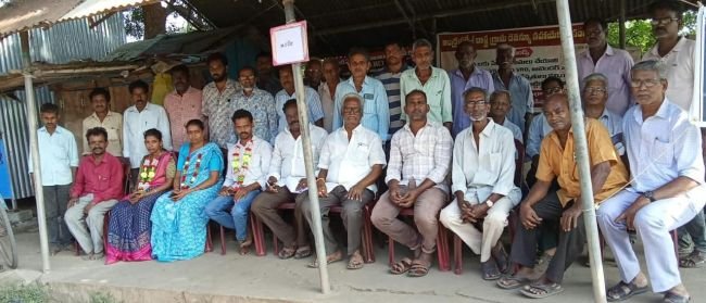 28వ రోజుకు చేరిన వీఆర్ఏల నిరవధిక ధర్నా..ప్రభుత్వం తక్షణమే స్పందించాలి.....