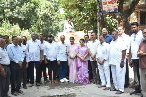 బీ టి రోడ్డు నిర్మాణ పనులకు శంకుస్థాపన