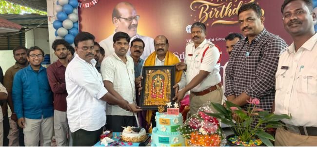 పండుగ వాతావరణంలో డాక్టర్ ఎన్.సేతు జన్మదిన వేడుకలు