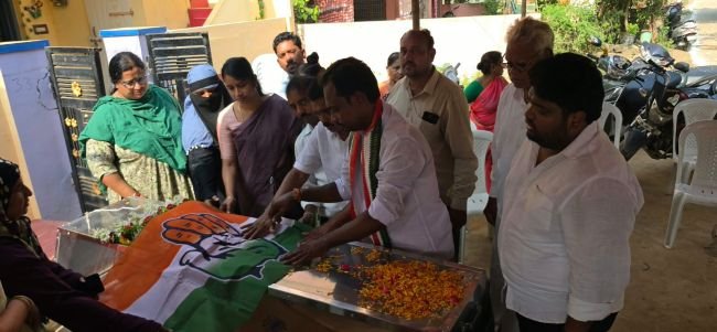 కాంగ్రెస్‌ సీనియర్‌ నాయకురాలు యశోదమ్మకు ఘన నివాళి