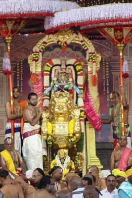 యోగ నరసింహుని అలంకారంలో శ్రీ మలయప్పస్వామి దర్శనం