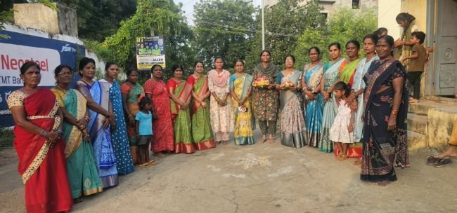 అంగన్వాడీ కేంద్రంలో ఘనంగా బతుకమ్మ సంబరాలు