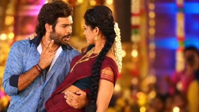  ట్రెండింగ్‌లో ‘రాయవలస’ సినిమా మాస్ ఫోక్ సాంగ్.. ఇంటర్నెట్‌ను ఊపేస్తున్న ‘రింగుడు రింగుడు పిల్లా’!