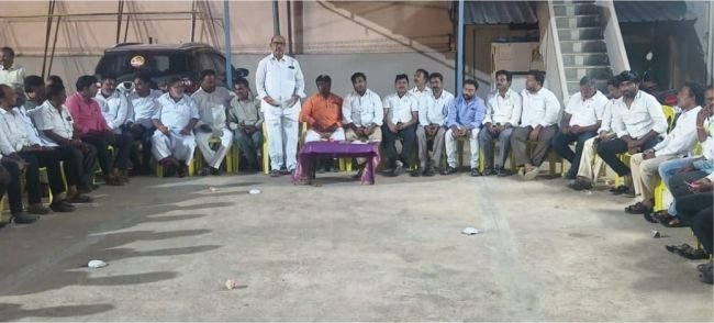 స్థానిక పోరుకు సిద్ధం కావాలి