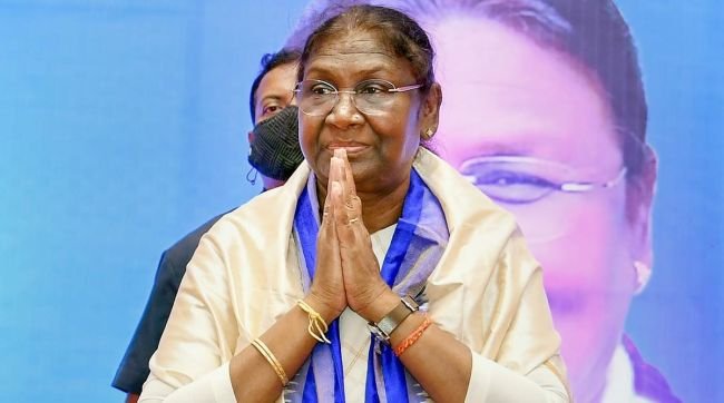 ఇంద్రకీలాద్రిపై రాష్ట్రపతి ద్రౌపది ముర్ము