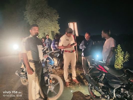 రాత్రి వేళ పోలీసుల వాహనాల తనిఖీలు ముమ్మరం
