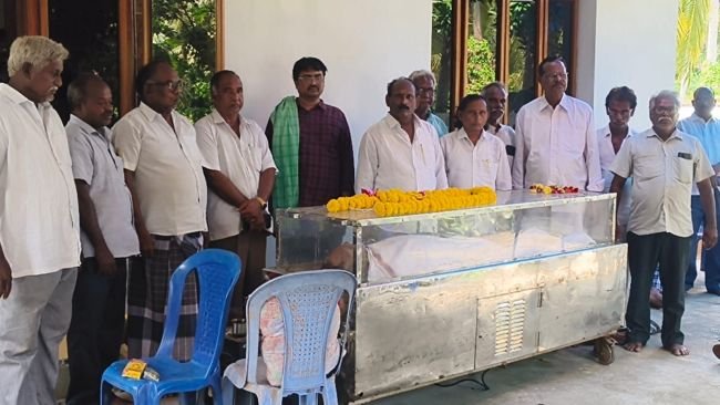 అగ్నికుల క్షత్రియ నేత కొల్లు  మూర్తి మృతి బాధాకరం...    వైసీపీ నేత కొల్లు త్రినాధ వర్మ....