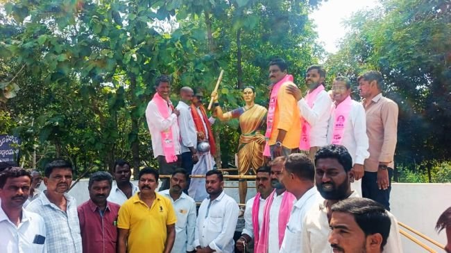 చాకలి ఐలమ్మ విగ్రహ ధ్వంసం హేయమైన చర్య