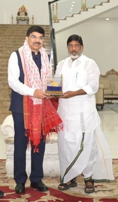 విక్రమార్కతో ఖతార్‌లోని భారత రాయబారి భేటీ