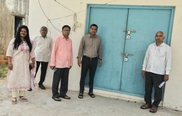ఆర్డీవో కార్యాలయ ప్రాంగణంలో ఈవీఎం గోడౌన్ తనిఖీ