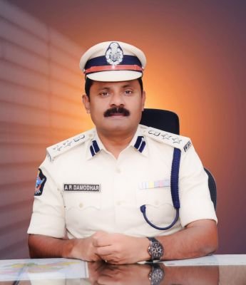నిఘా నీడలో జిల్లా.... శాంతియుతంగా ఎన్నికల నిర్వహణ 
