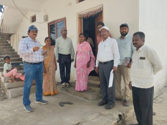 అభివృద్ధి పనులను పర్యవేక్షించిన డీఆర్డీఓ శ్రీనివాస్