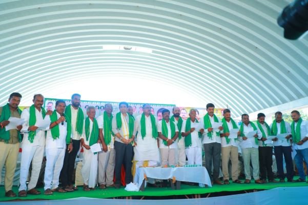 అచ్చంపేట వ్యవసాయ మార్కెట్ నూతన పాలకవర్గ ప్రమాణస్వీకార మహోత్సవం …పాల్గొన్న ఎమ్మెల్యే, ఎంపీలు.