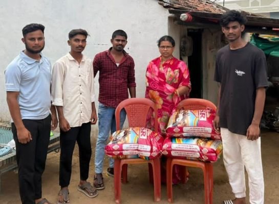 కేసముద్రం మున్సిపల్ చైర్ పర్సన్ బానోత్ సునీత వెంకన్న దాతృత్వం