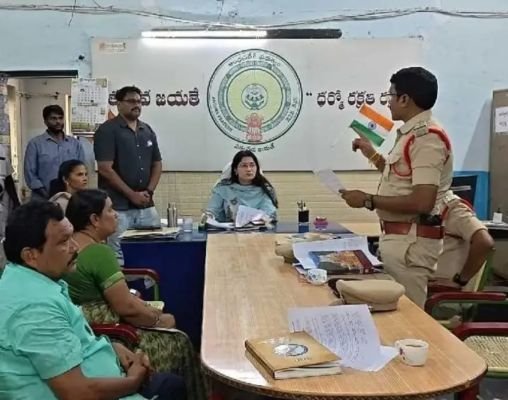 ఎన్నికల నియమావళి పై సబ్ కలెక్టర్ సమీక్ష
