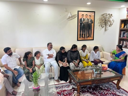 ఆపదలో ఉన్న చిన్నారులకు అండగా మాజీ ఎమ్మెల్యే సుంకె రవిశంకర్ దంపతులు