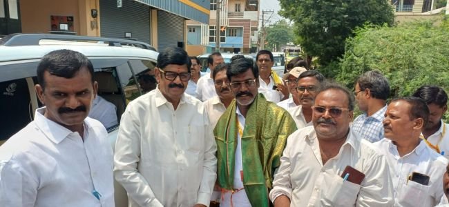 మంత్రి ఆనం అలుపెరుగని శ్రమకు గుర్తింపుగా స్థానిక  ఎన్నికల్లో కూటమిని భారీ మెజార్టీతో గెలిపించాలి