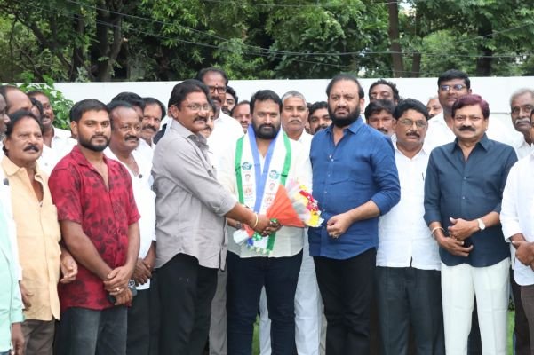 ఇందుకూరుపేట జడ్పీటీసీ అభ్యర్థిగా బట్టేపాటి నరేంద్ర రెడ్డి