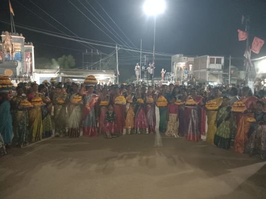 అంగరంగ వైభవంగా బతుకమ్మ సంబరాలు 