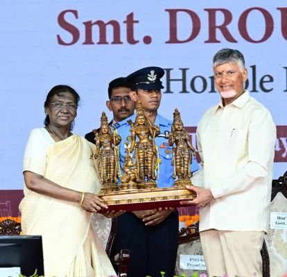 ఉపాధి కేంద్రాలుగా గ్రామాలు